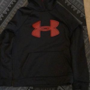 Boys Medium Under Armour hoodie
